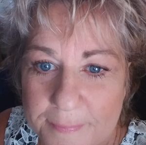 Meet your Posher, Helen